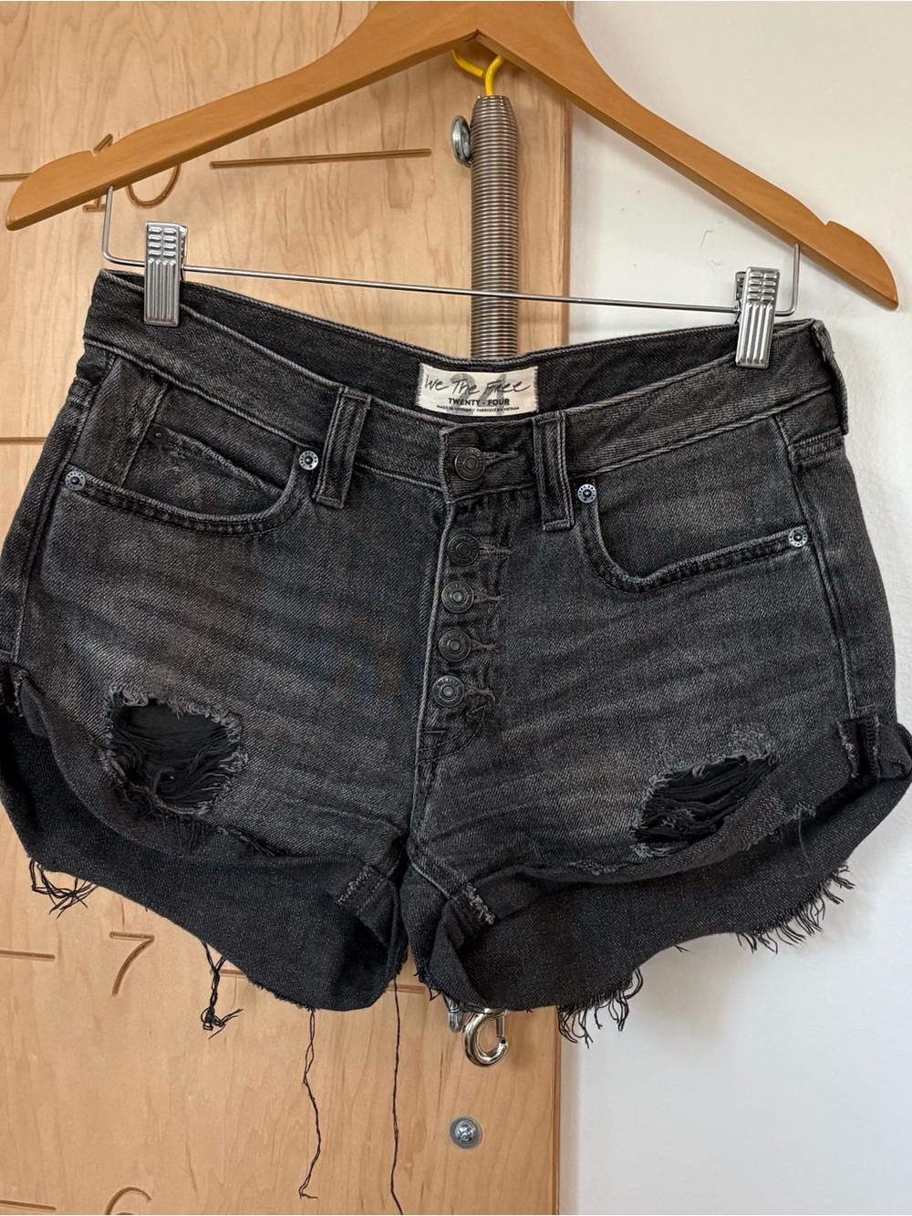 FP shorts - Picture 2 of 7